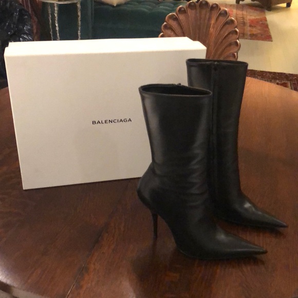 balenciaga pointy boots